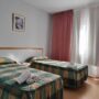 habitaciones_hostal-restaurante-venta-del-barro.jpg